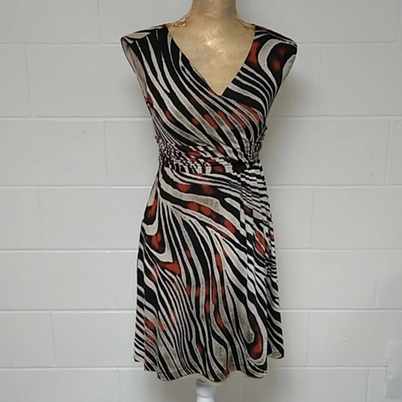 STUDIO i ANIMAL PRINT, MOBWIFE, FAUX WRAP, SOFT, STRETCHY, LINED MINI DRESS - Picture 1 of 7